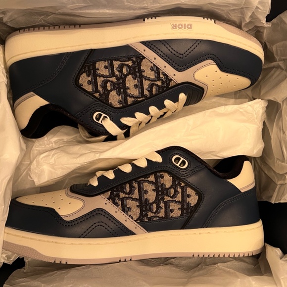 Dior - Picture 4 of 9